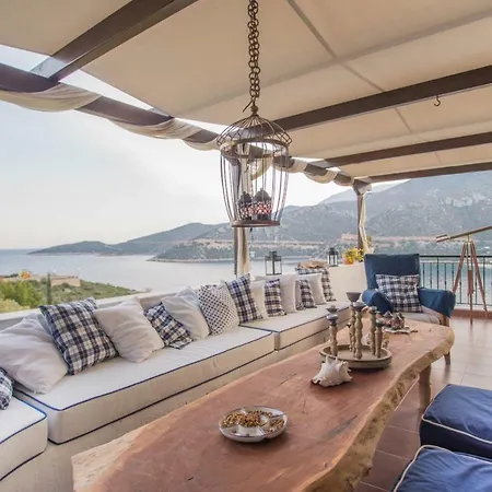 Floating Near Astros Peloponnese 펜션