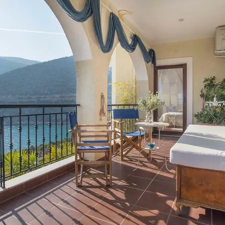Floating Near Astros Peloponnese * Arkadiko Chorio